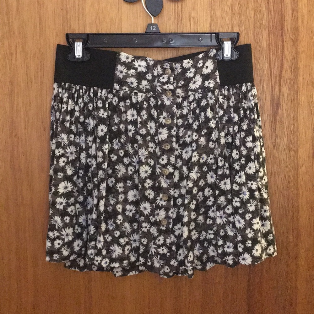 Flowered skirt
